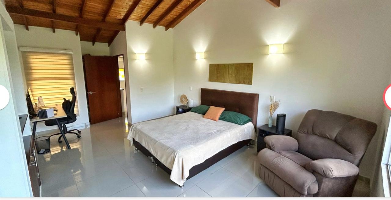 Casa de 3 alcobas en venta en Las Mercedes, Jamundí, 250 m² · foto 24 de 24