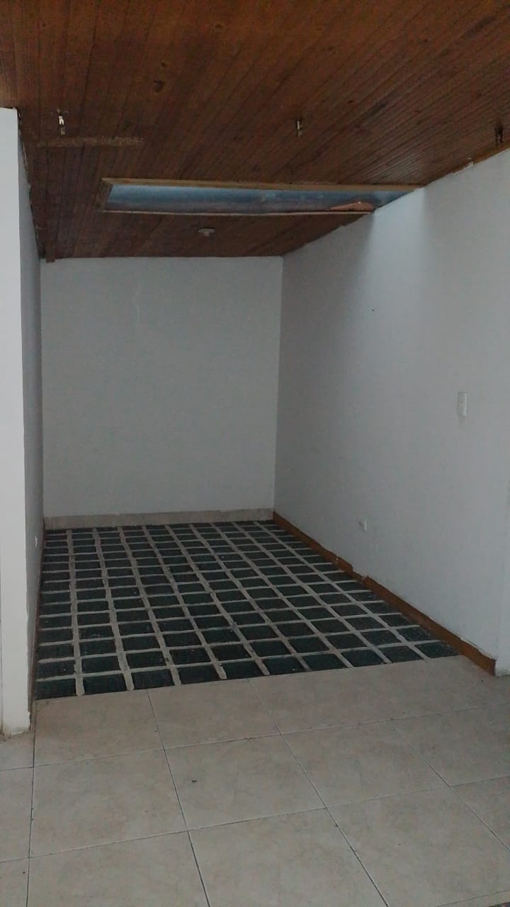 Casa de 3 alcobas en venta en Santa Rita, Bogotá, 600 m² · foto 3 de 13
