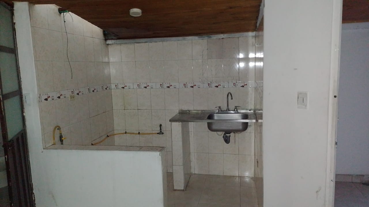 Casa de 3 alcobas en venta en Santa Rita, Bogotá, 600 m² · foto 5 de 13