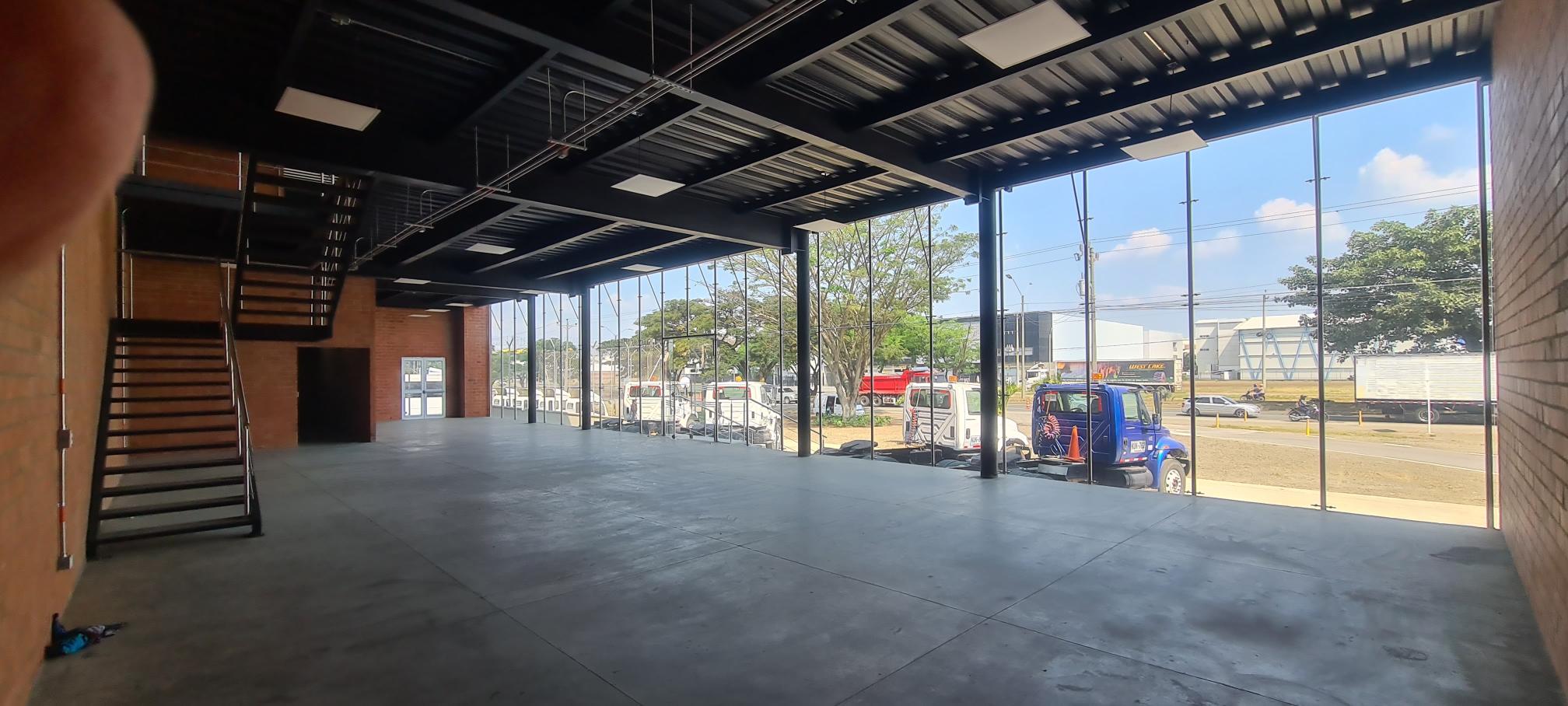 Local en arriendo en Cencar- Yumbo, Yumbo, 600 m² · foto 3 de 19