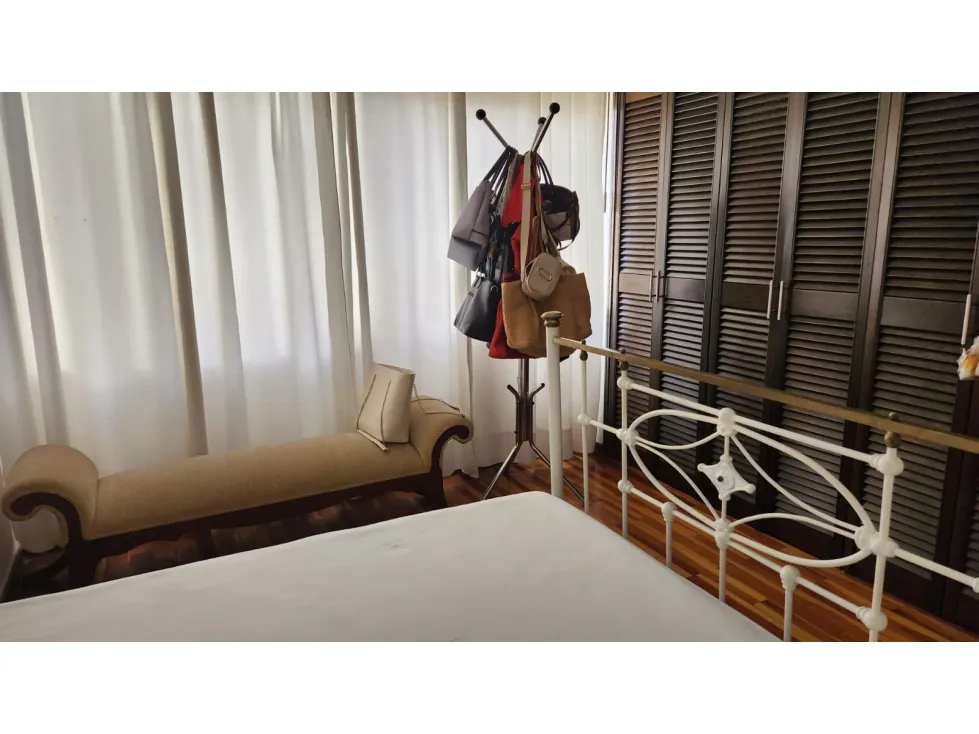 Apartamento de 4 alcobas en venta en San Lucas, Medellín, 177 m² · foto 13 de 24