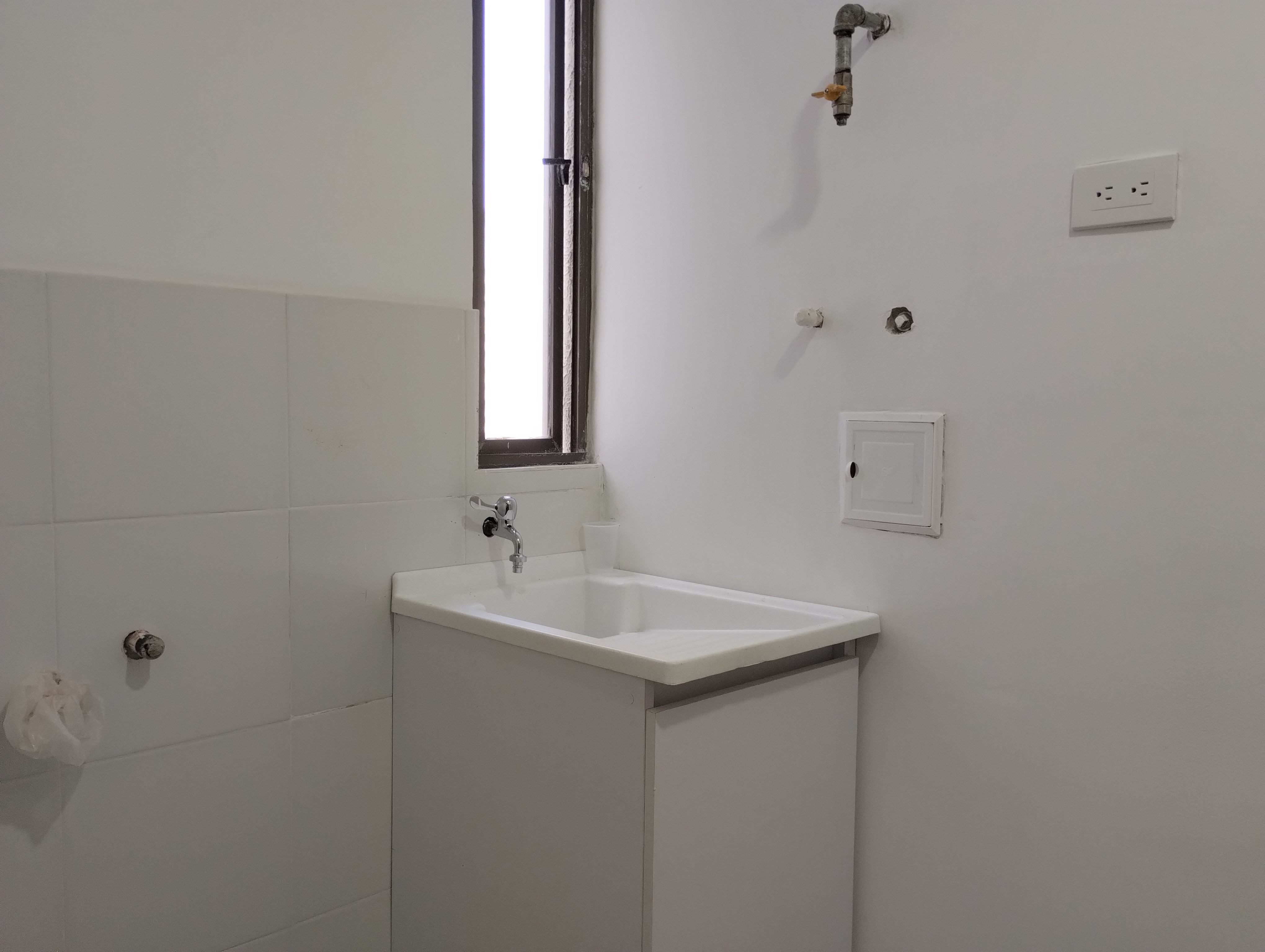 Apartamento de 2 alcobas en arriendo en Ub. Altos De Parque, Barranquilla, 109 m² · foto 7 de 7