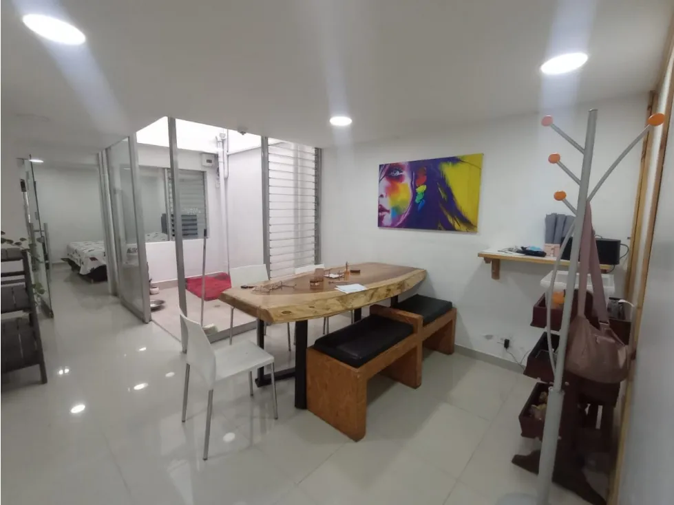 Casa de 6 alcobas en venta en Belén Rosales, Medellín, 260 m² · foto 5 de 13