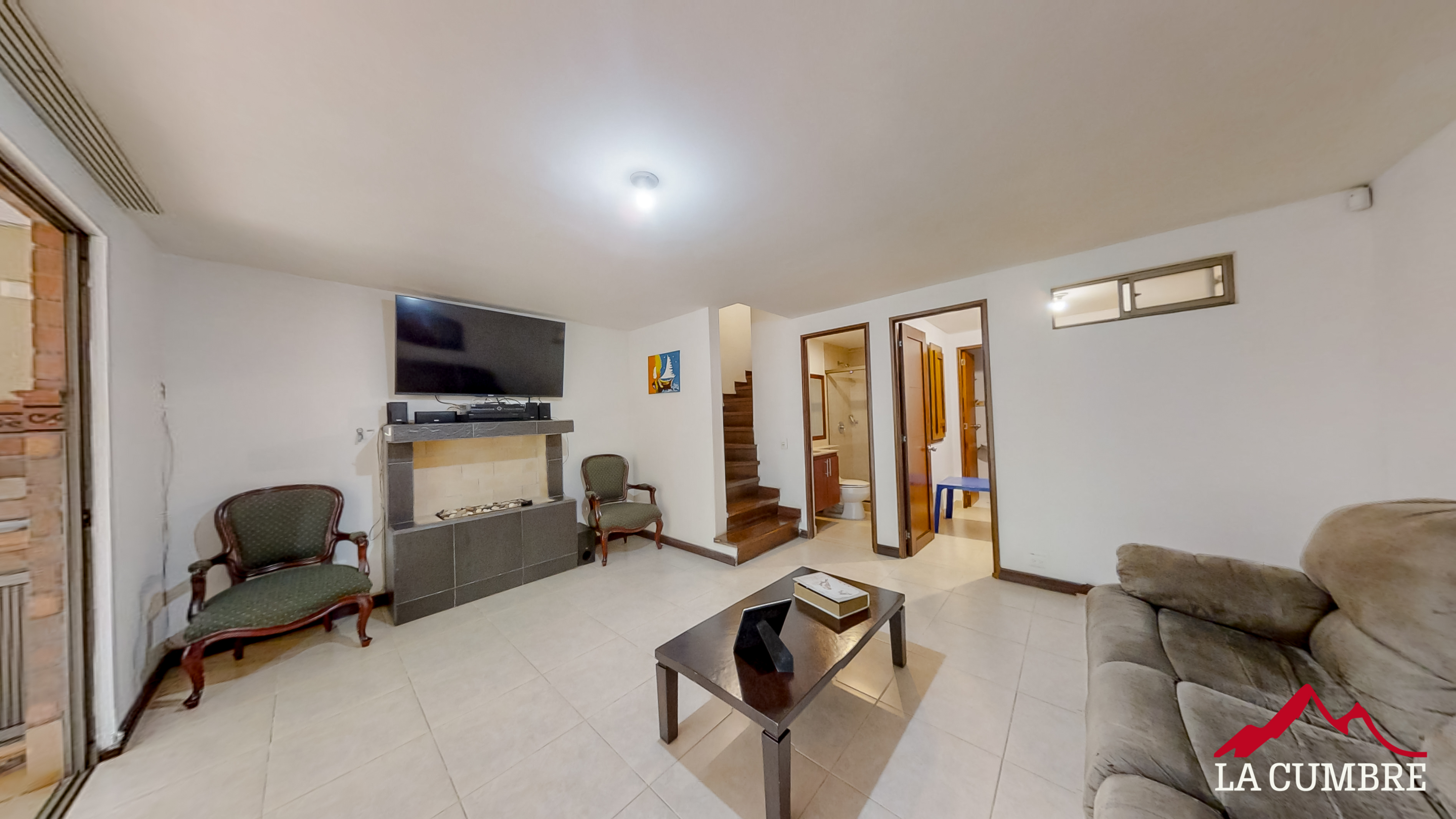 Casa de 3 alcobas en venta en Loma El Atravesado, Envigado, 200 m² · foto 5 de 12
