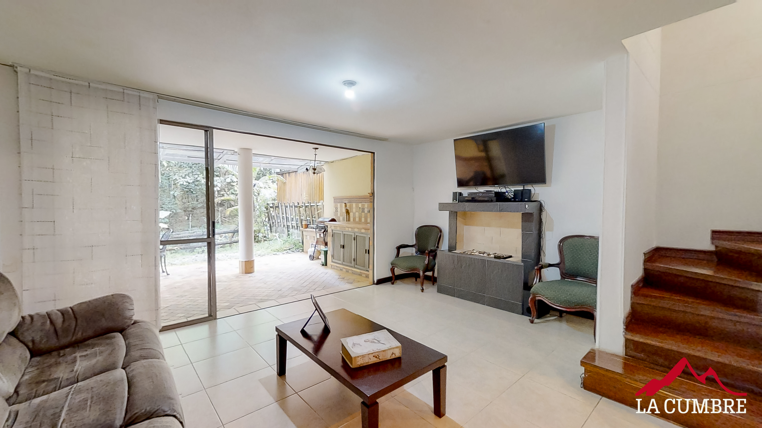 Casa de 3 alcobas en venta en Loma El Atravesado, Envigado, 200 m² · foto 9 de 12