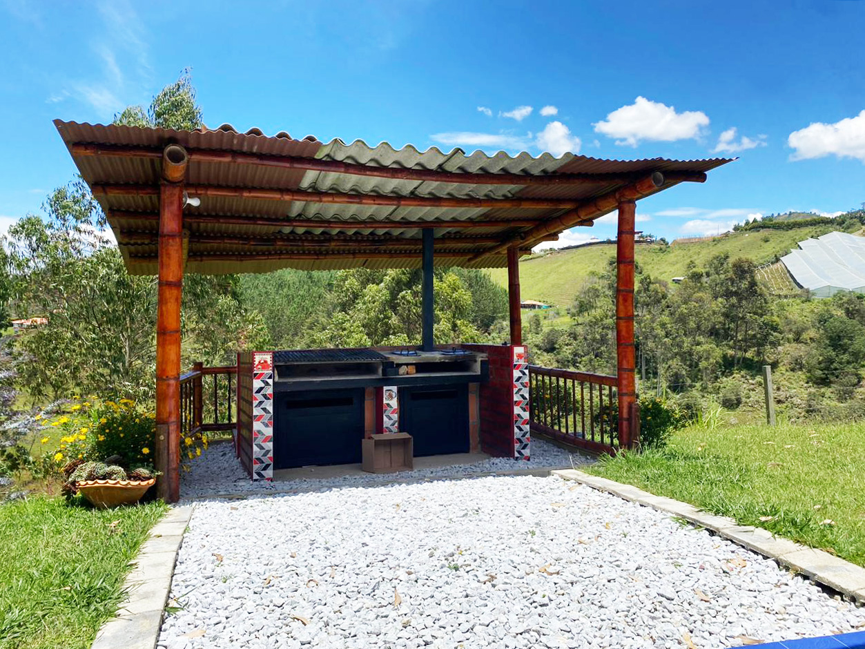 Casa de 4 alcobas en venta en Guarne, 300 m² · foto 13 de 18