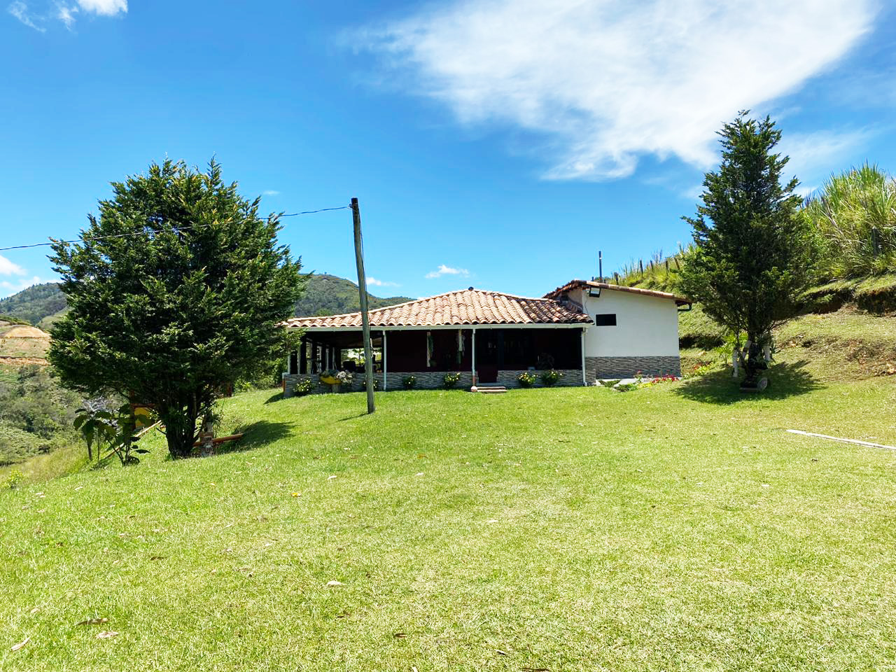 Casa de 4 alcobas en venta en Guarne, 300 m² · foto 14 de 18