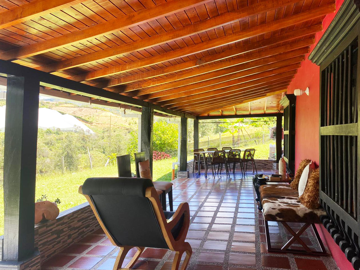 Casa de 4 alcobas en venta en Guarne, 300 m² · foto 16 de 18
