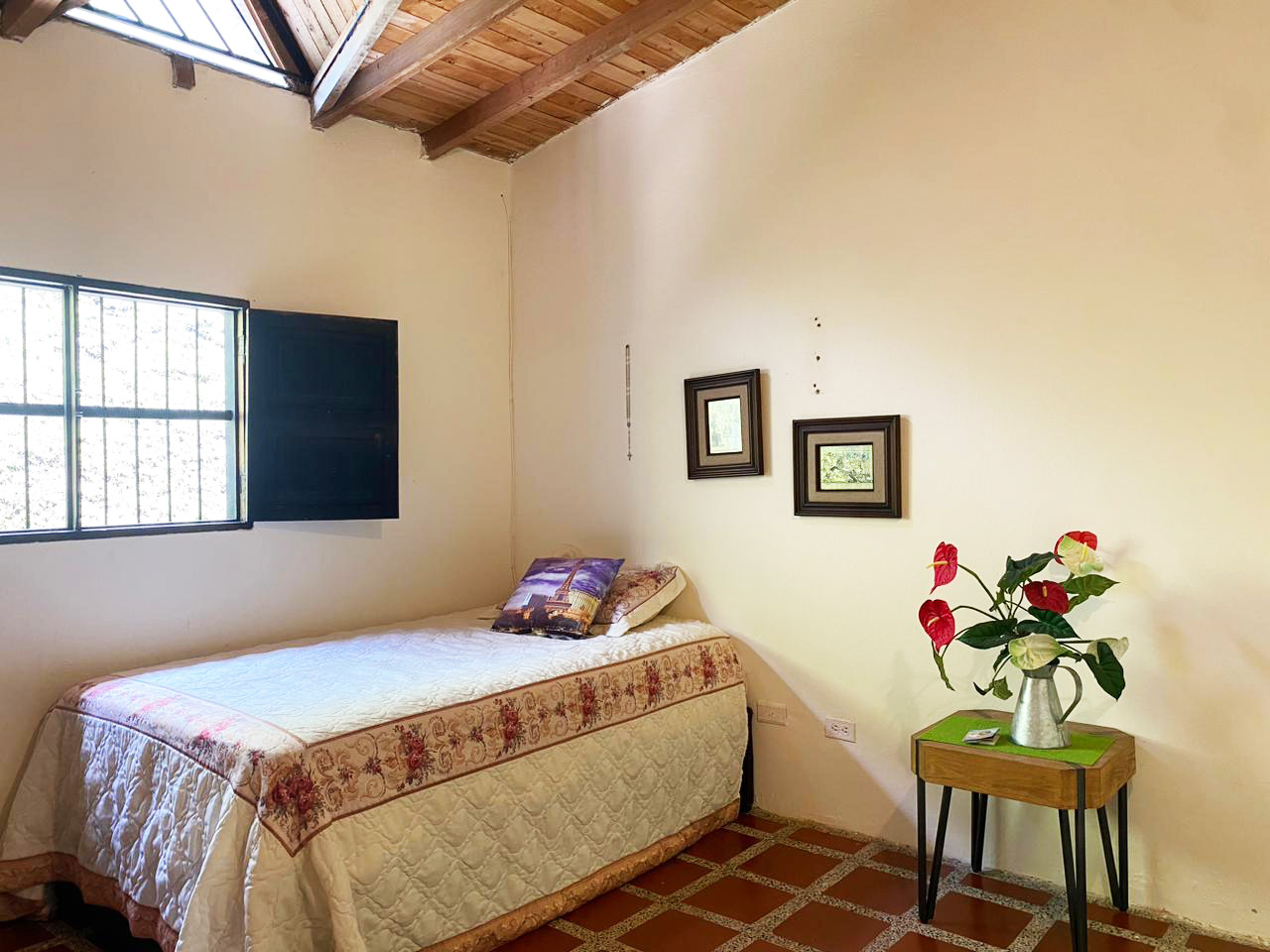 Casa de 4 alcobas en venta en Guarne, 300 m² · foto 9 de 18