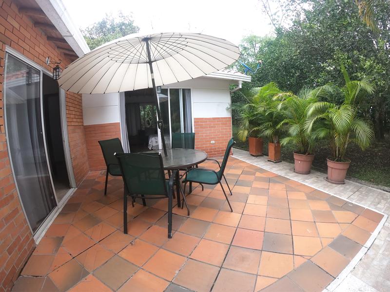 Casa de 3 alcobas en venta en Cn. Pinos Del Palmar, Piedecuesta, 200 m² · foto 14 de 24