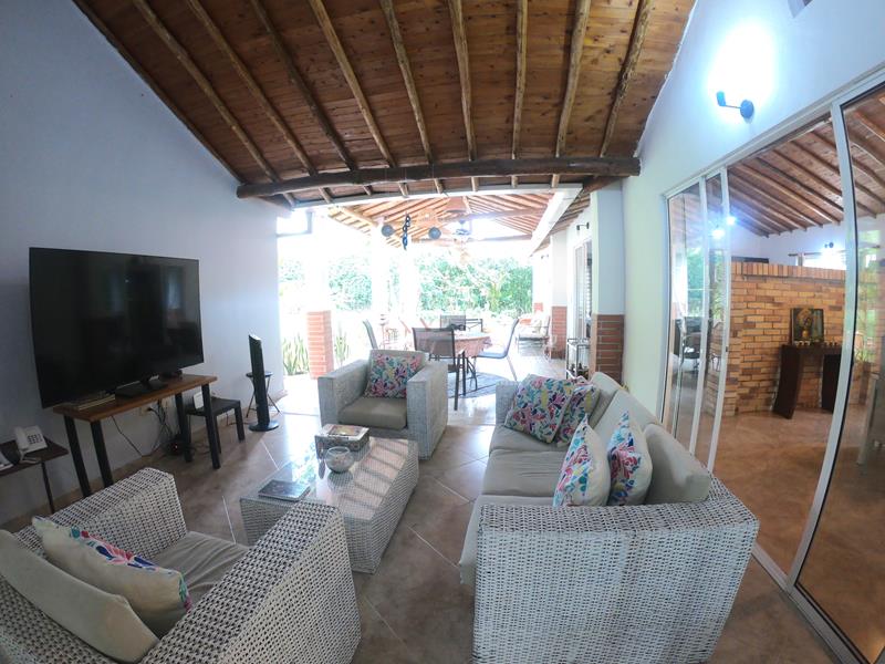Casa de 3 alcobas en venta en Cn. Pinos Del Palmar, Piedecuesta, 200 m² · foto 7 de 24