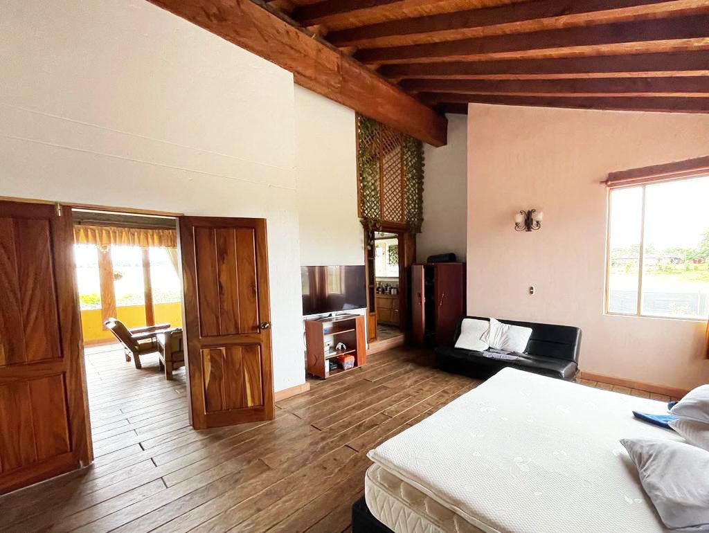 Casa de 4 alcobas en venta en El Carmen De Viboral, El Carmen de Viboral, 650 m² · foto 5 de 19