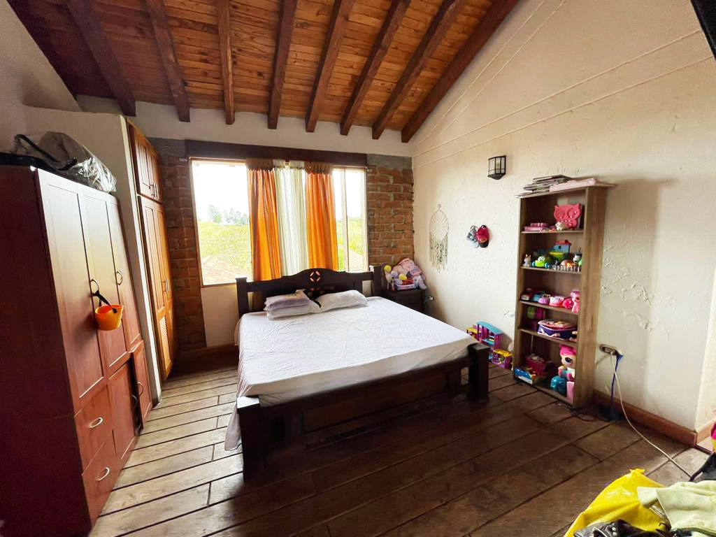Casa de 4 alcobas en venta en El Carmen De Viboral, El Carmen de Viboral, 650 m² · foto 9 de 19