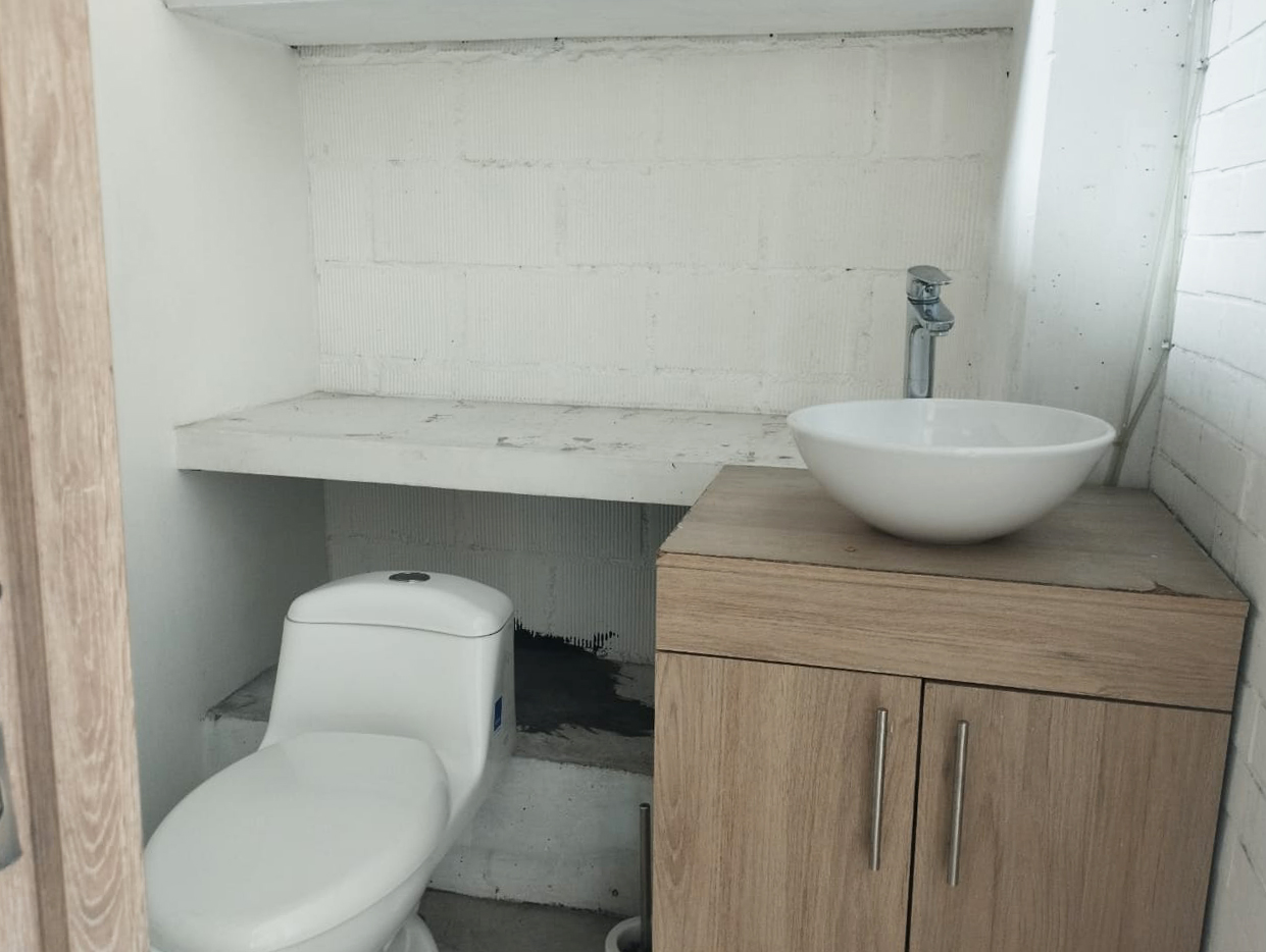 Local en arriendo en La Aguacatala, Medellín, 69 m² · foto 9 de 9