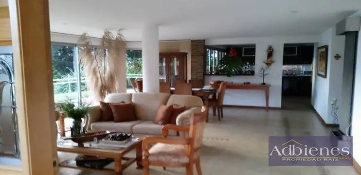 Casa de 3 alcobas en venta en El Poblado, Medellín · foto 7 de 12