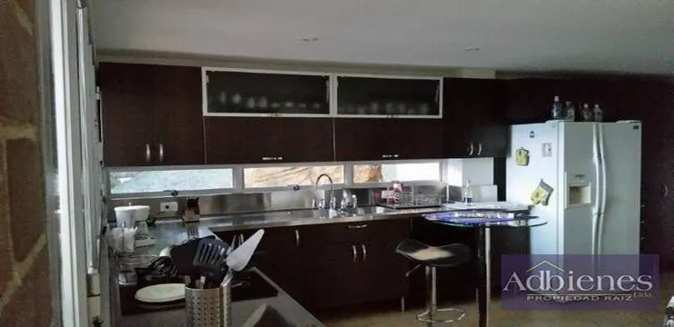 Casa de 3 alcobas en venta en El Poblado, Medellín · foto 8 de 12