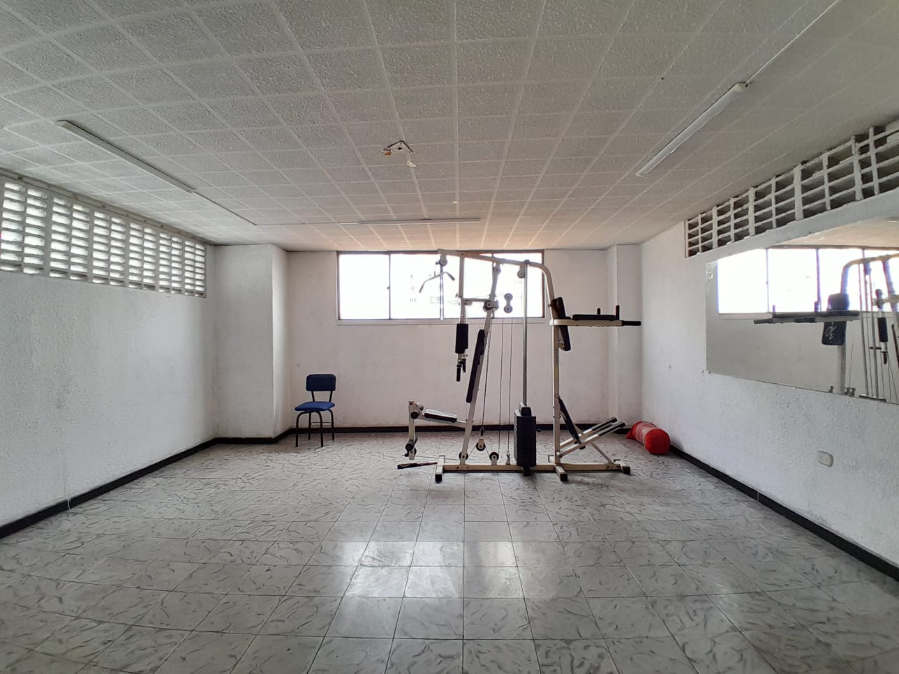 Edificio en venta en Nuevo Sotomayor, Bucaramanga, 1826 m² · foto 16 de 22
