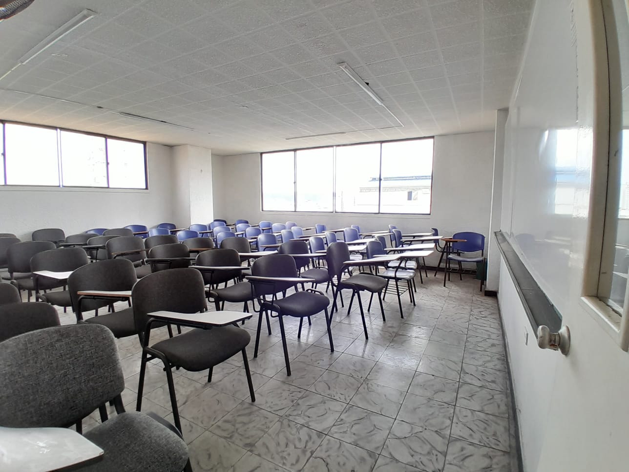 Edificio en venta en Nuevo Sotomayor, Bucaramanga, 1826 m² · foto 21 de 22
