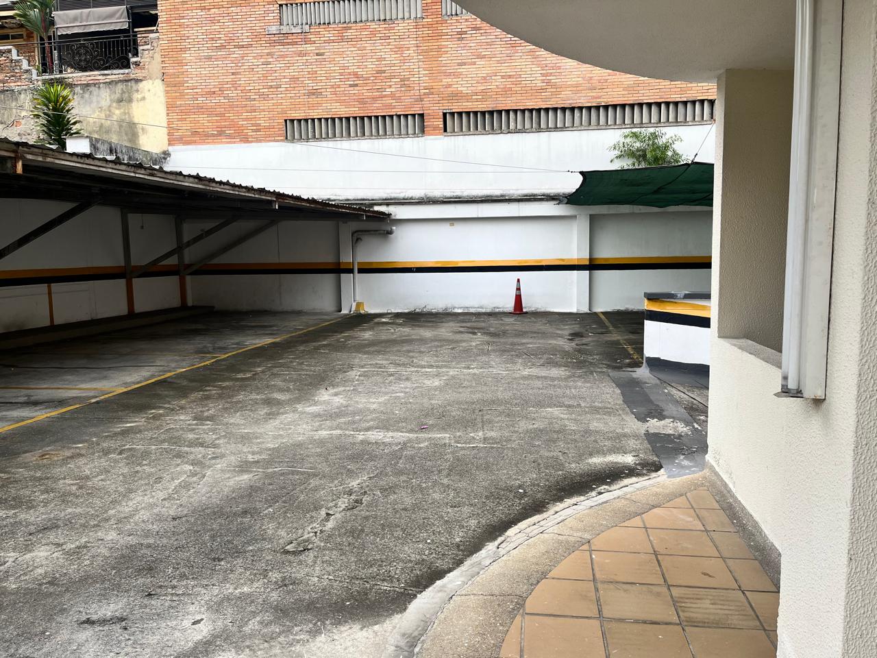 Edificio en arriendo en Cabecera Del Llano, Bucaramanga, 1358 m² · foto 13 de 24