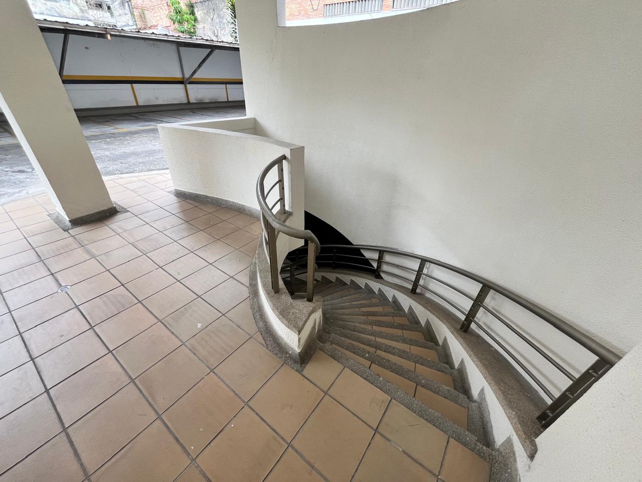 Edificio en arriendo en Cabecera Del Llano, Bucaramanga, 1358 m² · foto 16 de 24