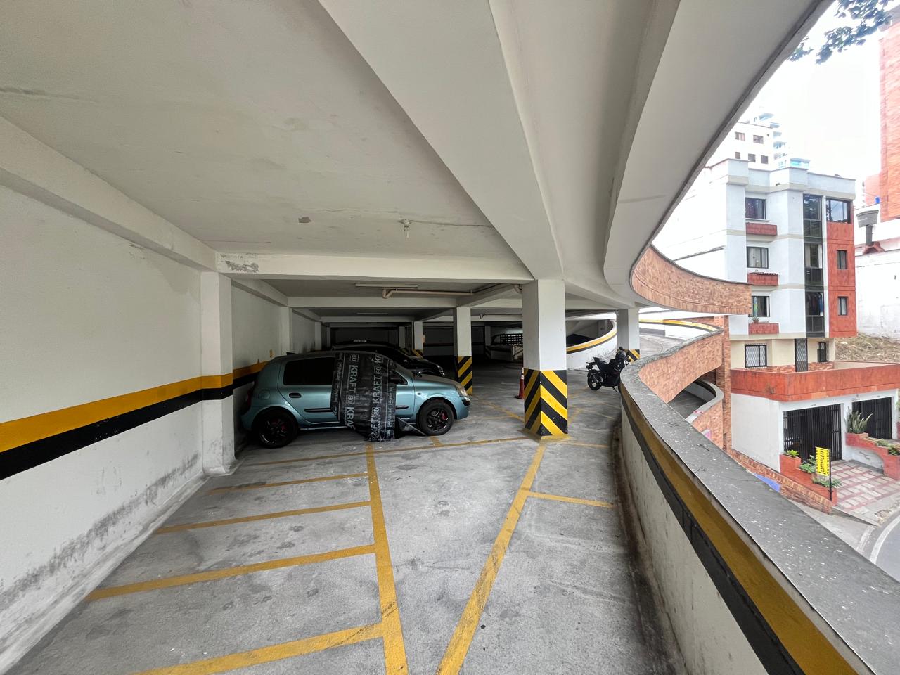 Edificio en arriendo en Cabecera Del Llano, Bucaramanga, 1358 m² · foto 17 de 24