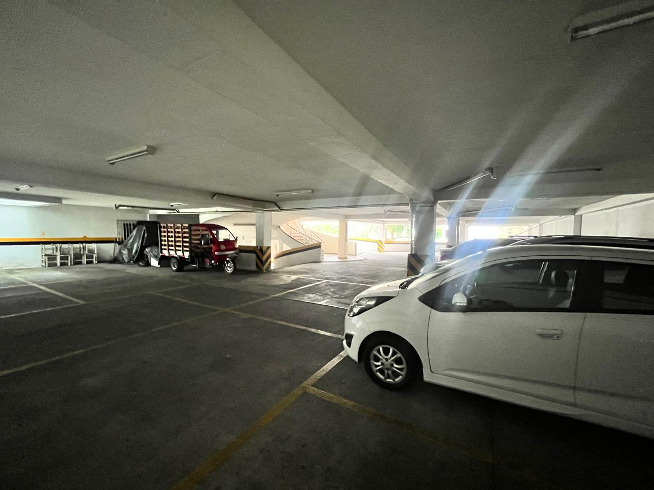 Edificio en arriendo en Cabecera Del Llano, Bucaramanga, 1358 m² · foto 19 de 24
