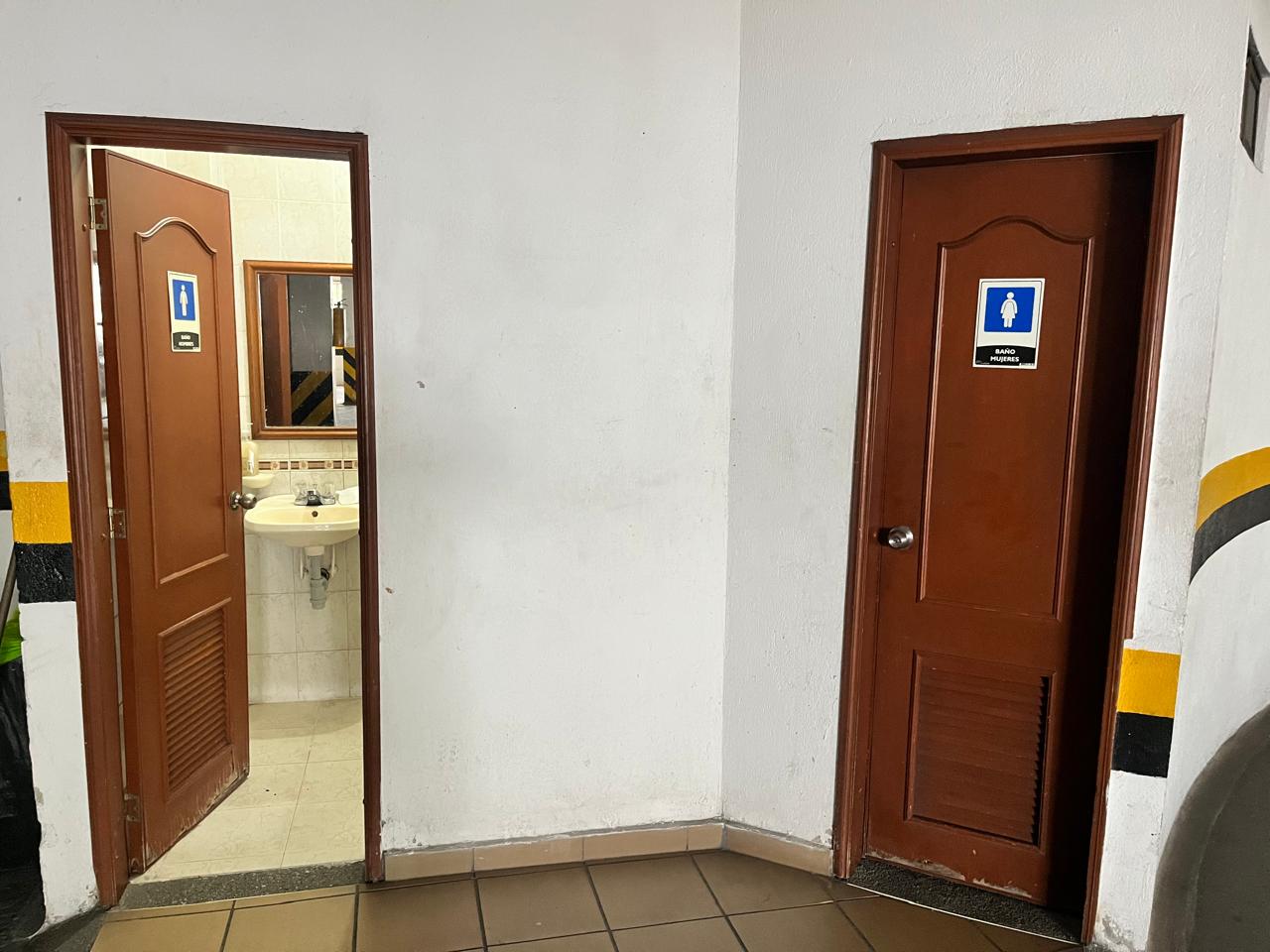 Edificio en arriendo en Cabecera Del Llano, Bucaramanga, 1358 m² · foto 23 de 24
