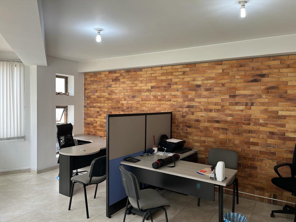 Edificio en arriendo en Cabecera Del Llano, Bucaramanga, 1358 m² · foto 5 de 24