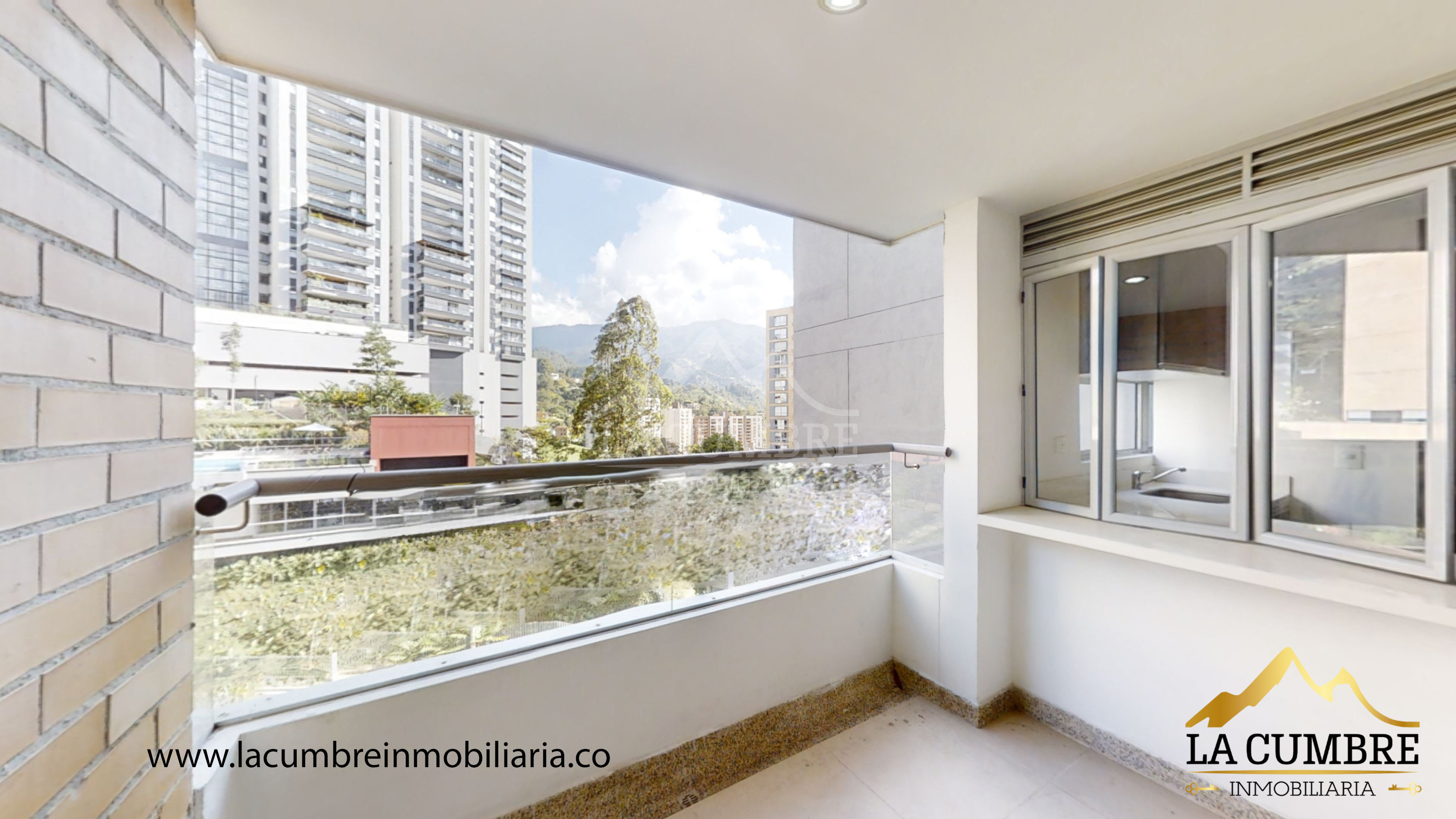 Apartamento de 3 alcobas en arriendo en Loma De Las Brujas, Envigado, 120 m² · foto 8 de 15