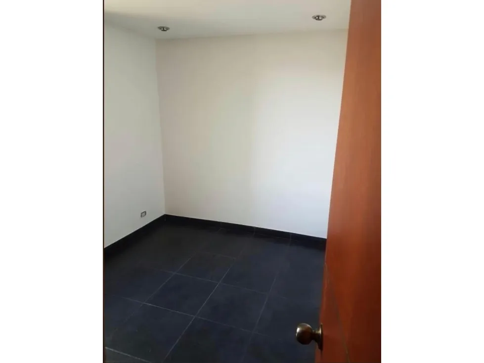 Apartamento de 3 alcobas en venta en El Vergel Occidental, Bogotá, 55 m² · foto 10 de 21