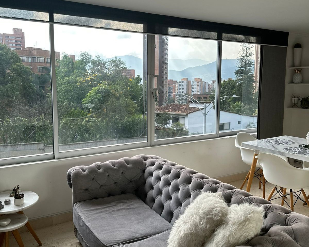 Apartamento de 3 alcobas en arriendo en Loma De Los Gonzalez, Medellín, 78 m² · foto 3 de 12