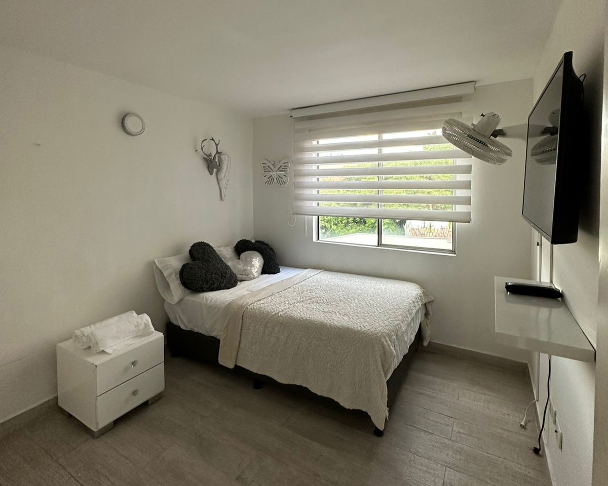 Apartamento de 3 alcobas en arriendo en Loma De Los Gonzalez, Medellín, 78 m² · foto 6 de 12