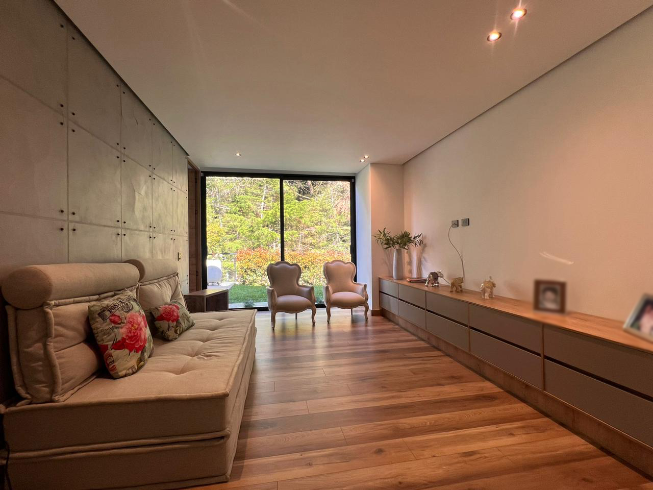 Casa de 4 alcobas en venta en Las Palmas, Medellín, 540 m² · foto 4 de 20