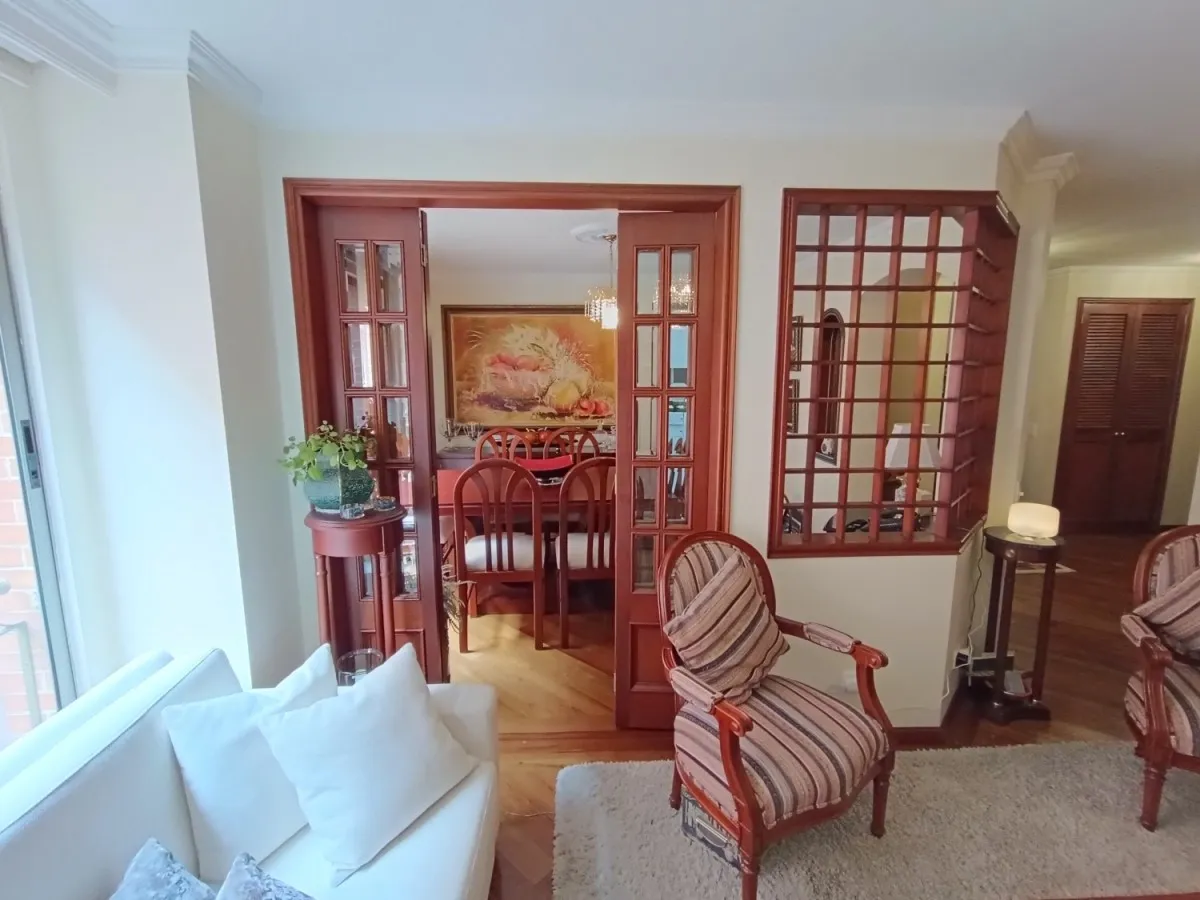 Apartamento en venta en Chicó Navarra, Bogotá · foto 7 de 24