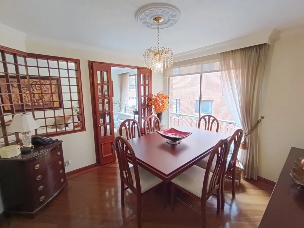 Apartamento en venta en Chicó Navarra, Bogotá · foto 9 de 24