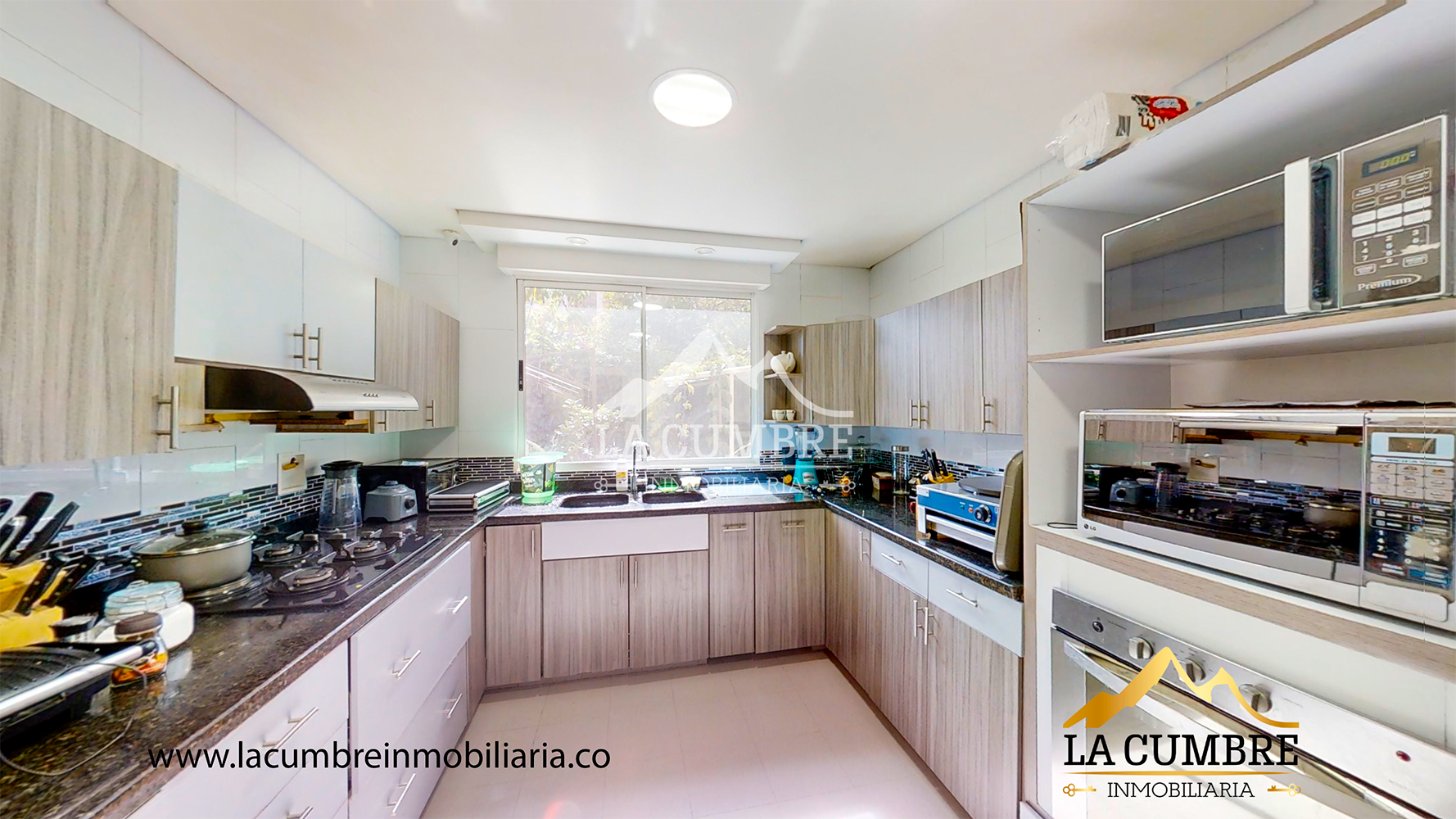 Casa de 4 alcobas en venta en Los Balsos, Medellín, 300 m² · foto 6 de 15