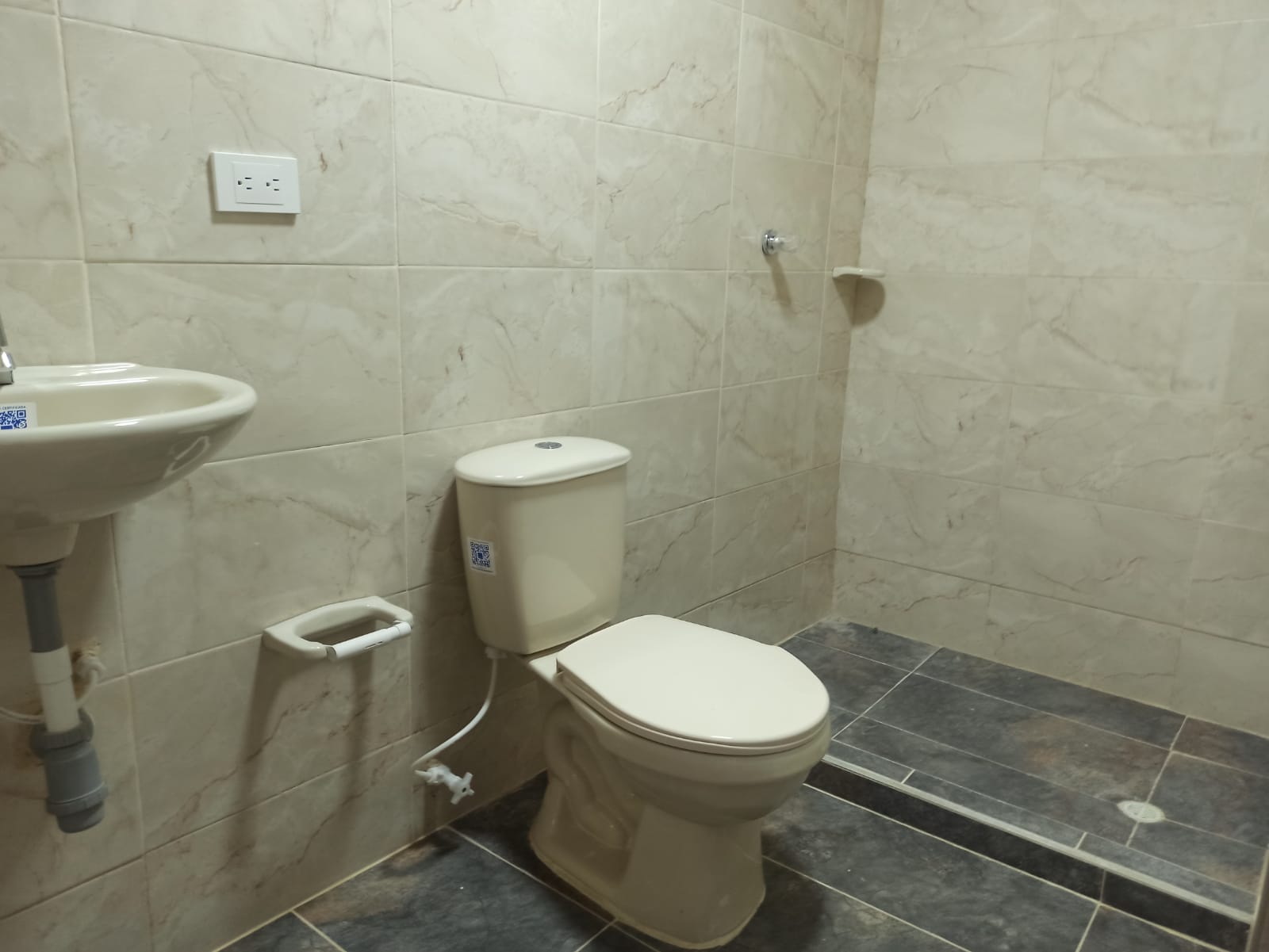 Local en arriendo en Girardot, Bucaramanga, 40 m² · foto 3 de 4