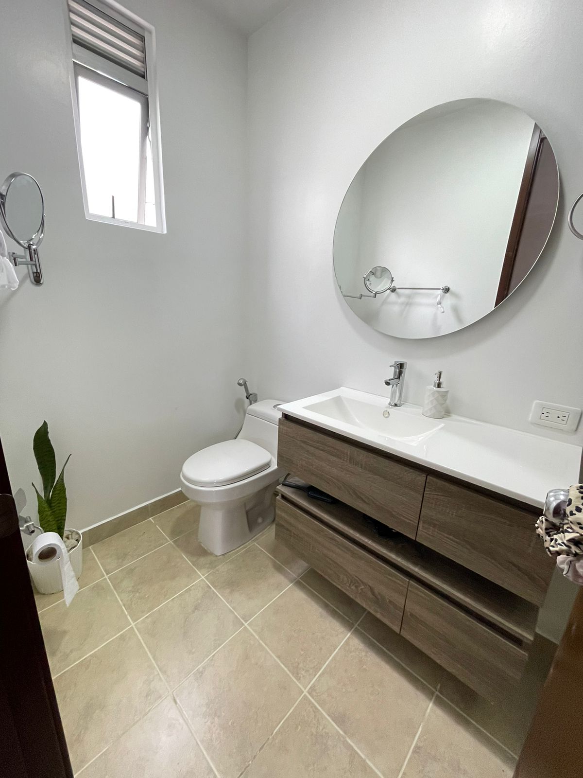 Apartamento de 3 alcobas en venta en Valle Del Lili, Cali, 80 m² · foto 6 de 16