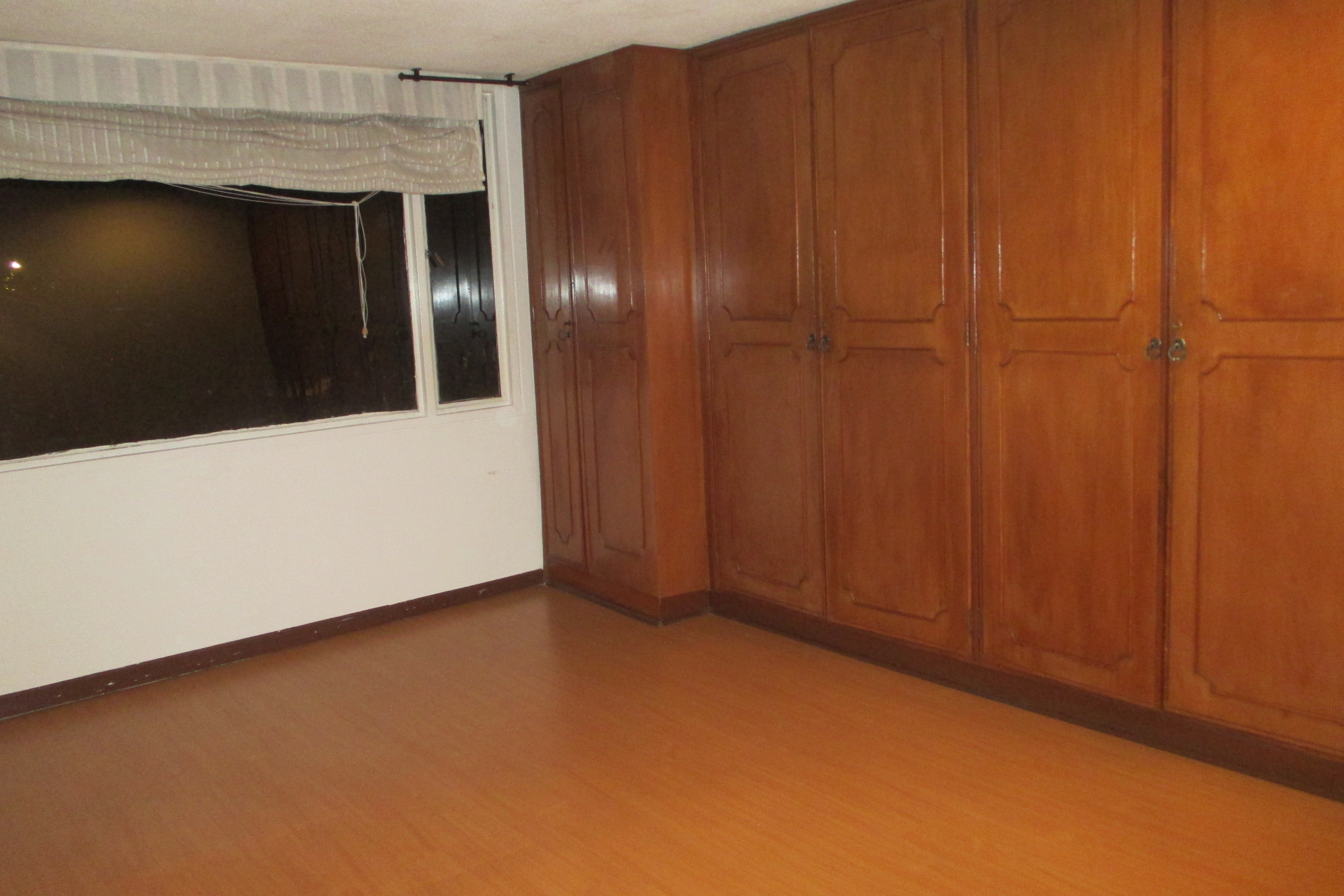 Apartamento de 4 alcobas en venta en Chico Norte, Bogotá, 150 m² · foto 3 de 9