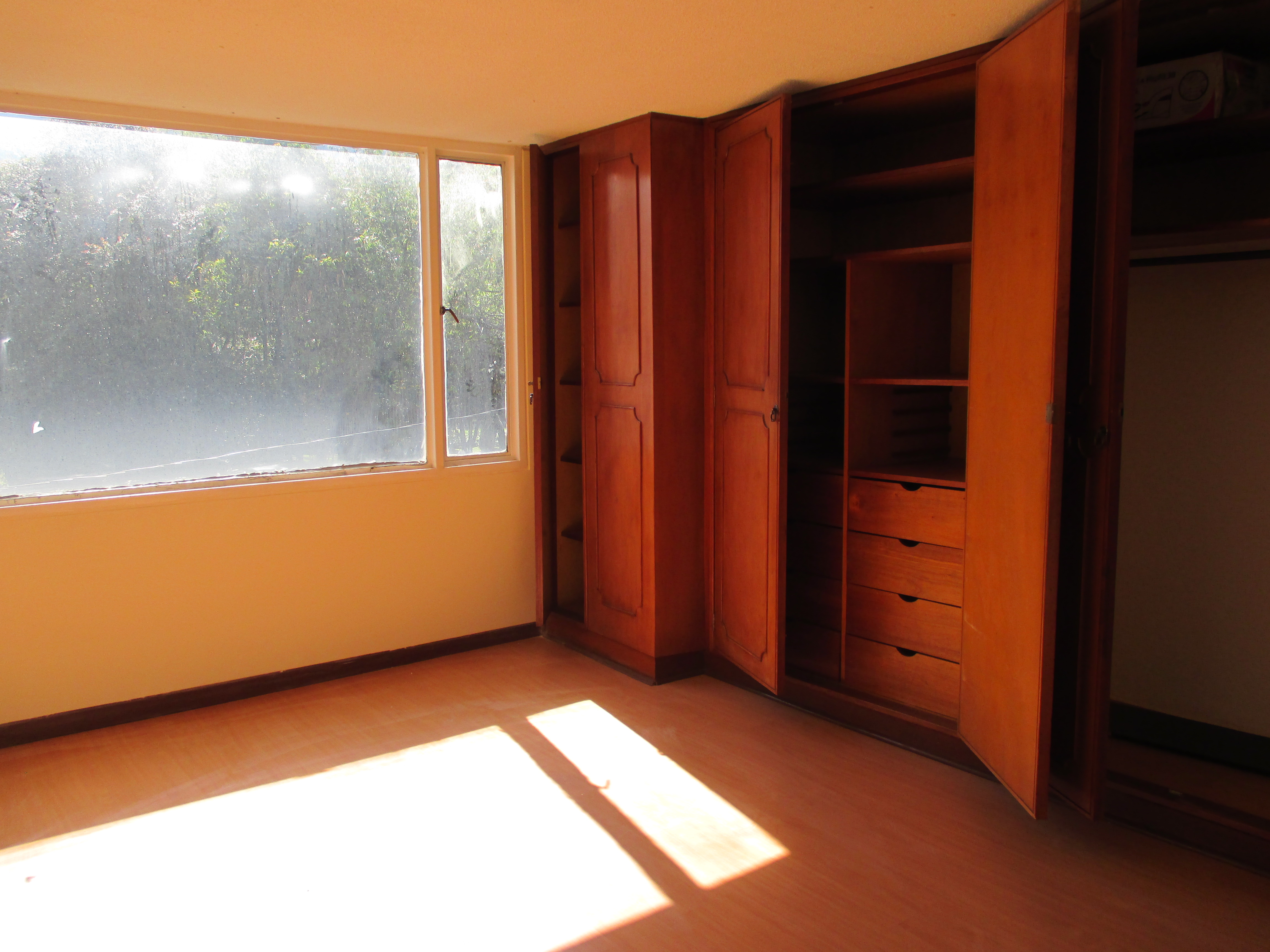 Apartamento de 4 alcobas en venta en Chico Norte, Bogotá, 150 m² · foto 5 de 9