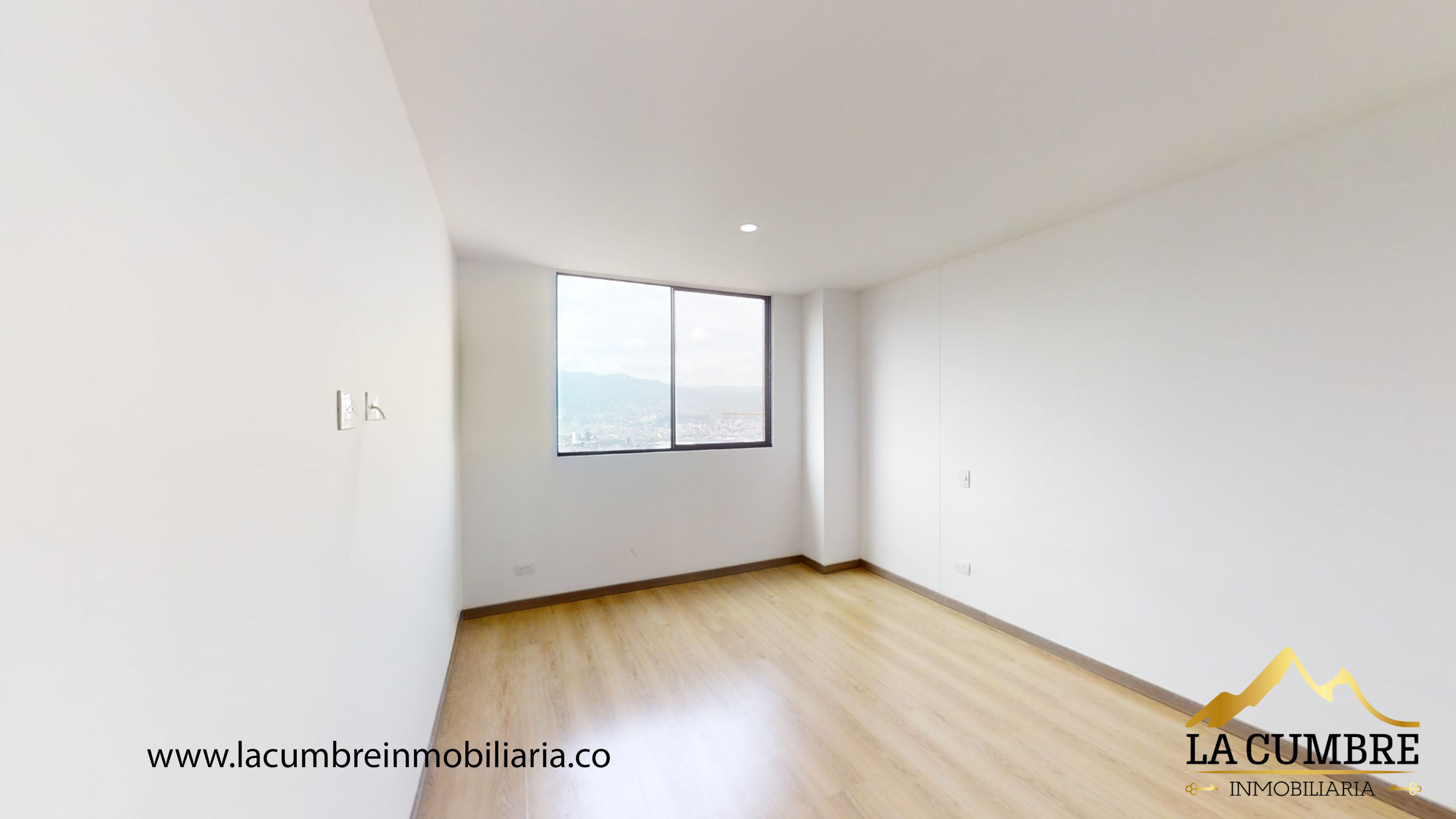 Apartamento de 3 alcobas en arriendo en Loma De Las Brujas, Envigado, 93 m² · foto 12 de 13