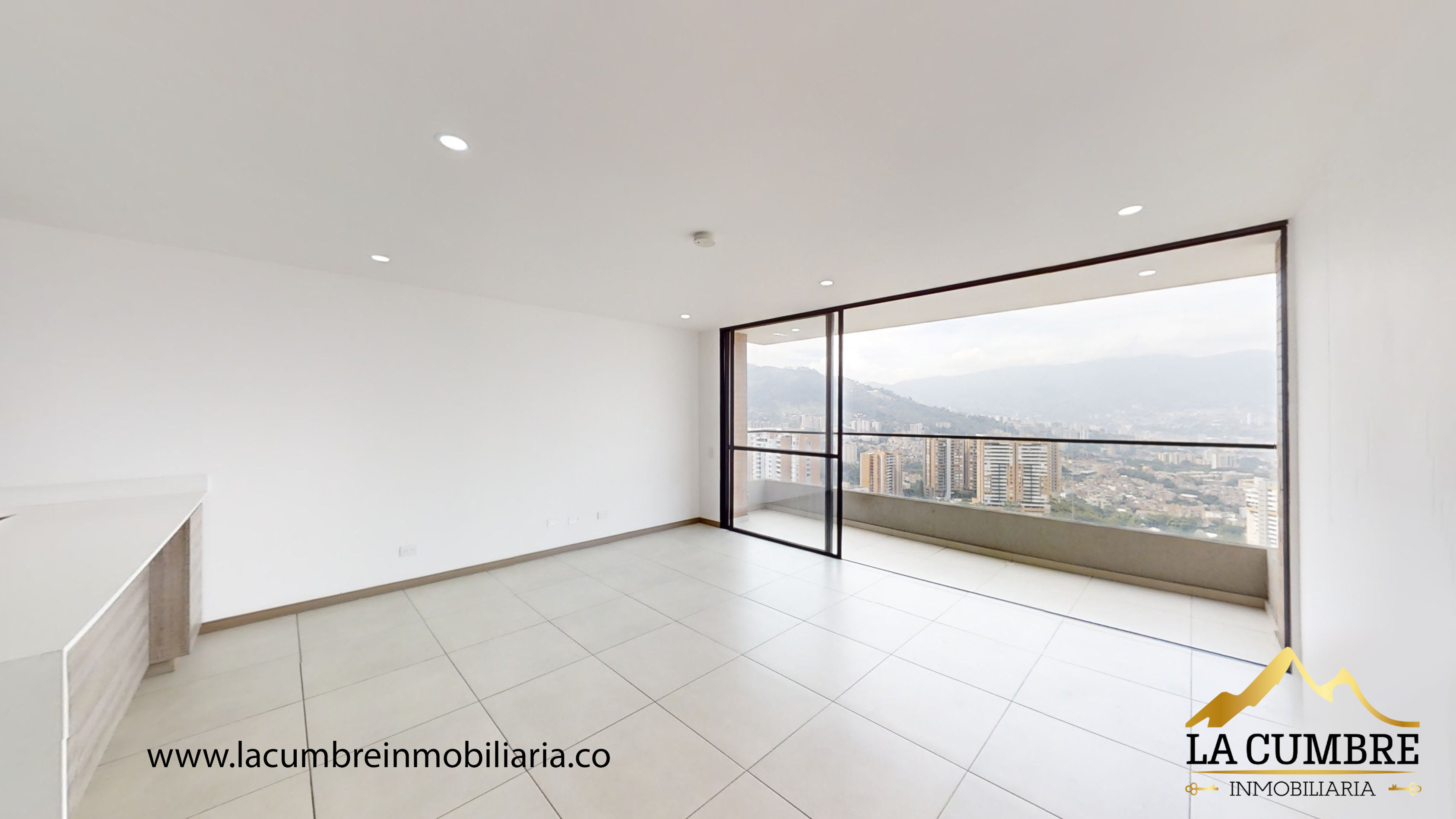 Apartamento de 3 alcobas en arriendo en Loma De Las Brujas, Envigado, 93 m² · foto 4 de 13