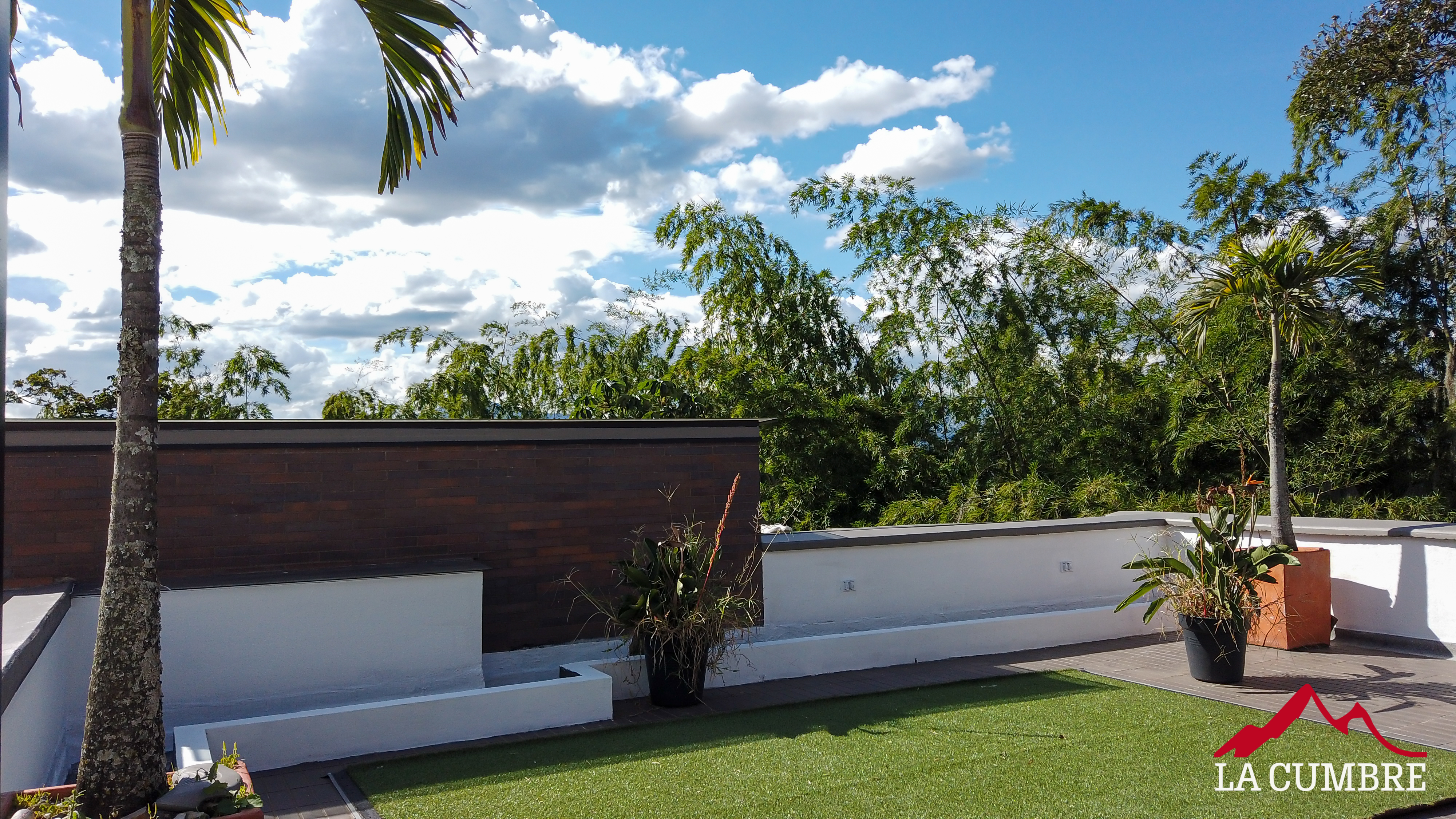 Casa de 3 alcobas en venta en Loma El Atravesado, Envigado, 180 m² · foto 11 de 11