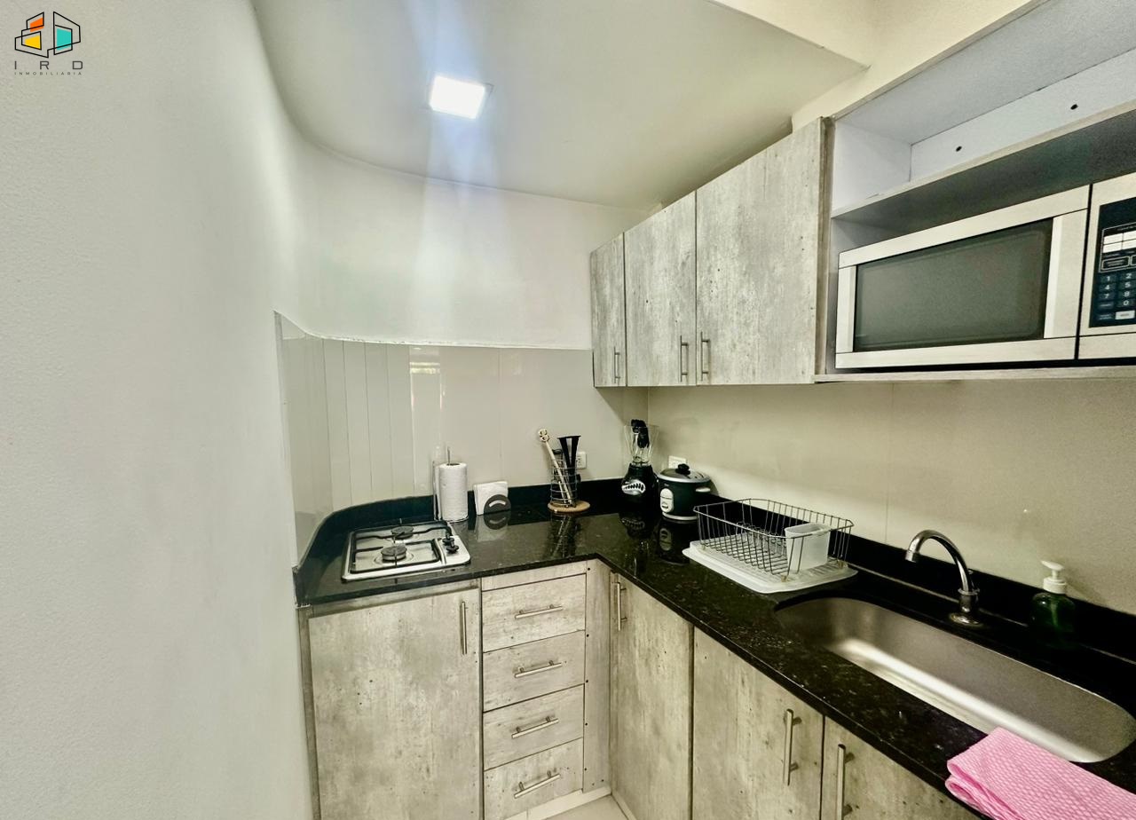 Apartaestudio en arriendo en Laureles, Medellín · foto 7 de 14