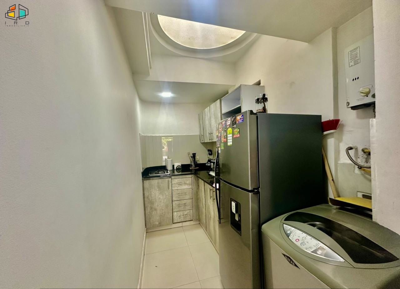 Apartaestudio en arriendo en Laureles, Medellín · foto 9 de 14