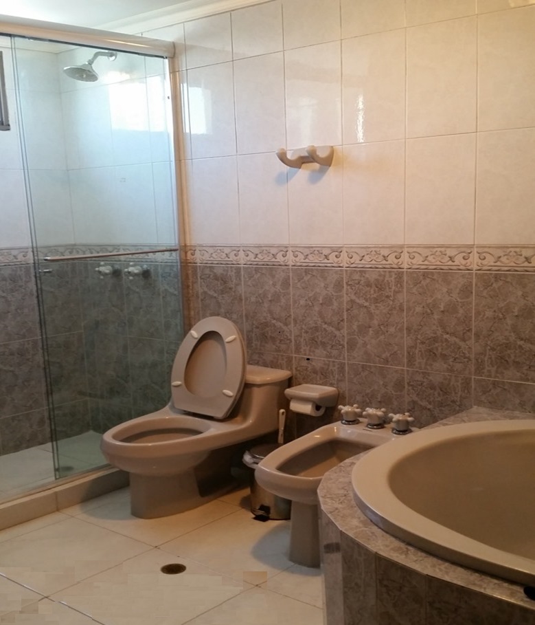 Apartamento de 3 alcobas en venta en Altos Del Prado, Barranquilla, 228 m² · foto 7 de 7
