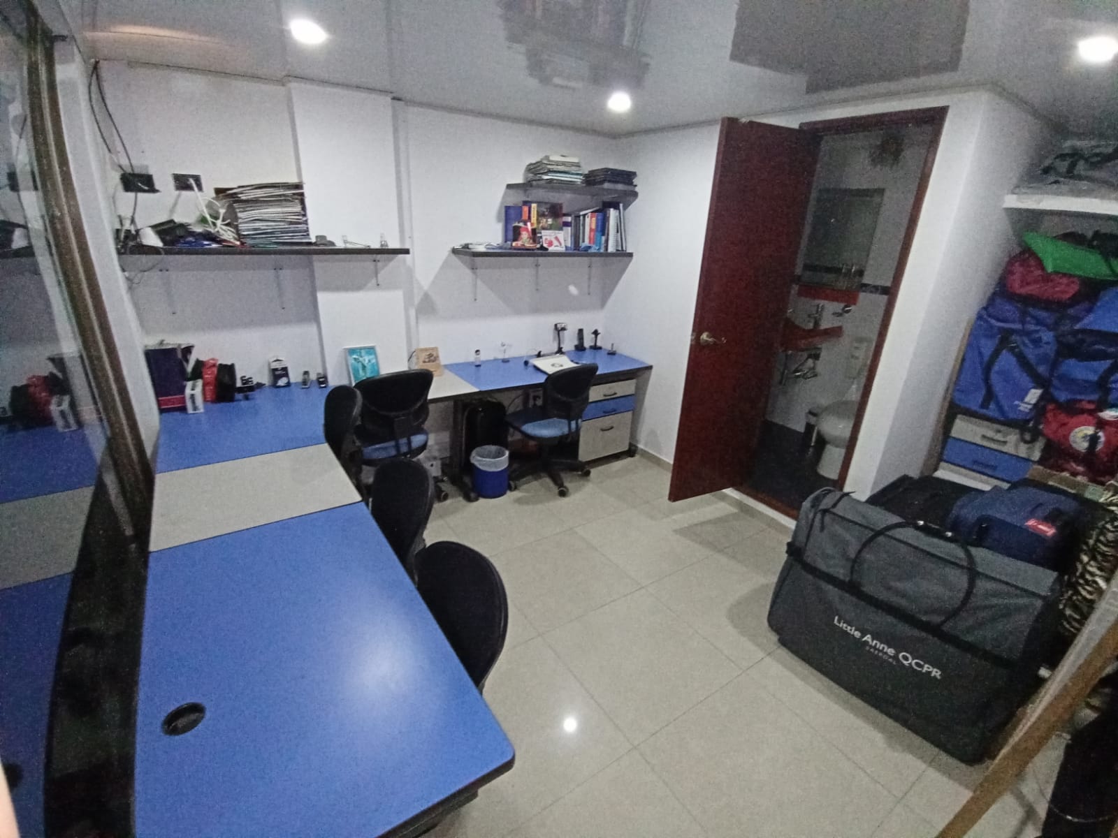 Casa de 6 alcobas en venta en Santa Barbara, Bogotá, 300 m² · foto 9 de 24