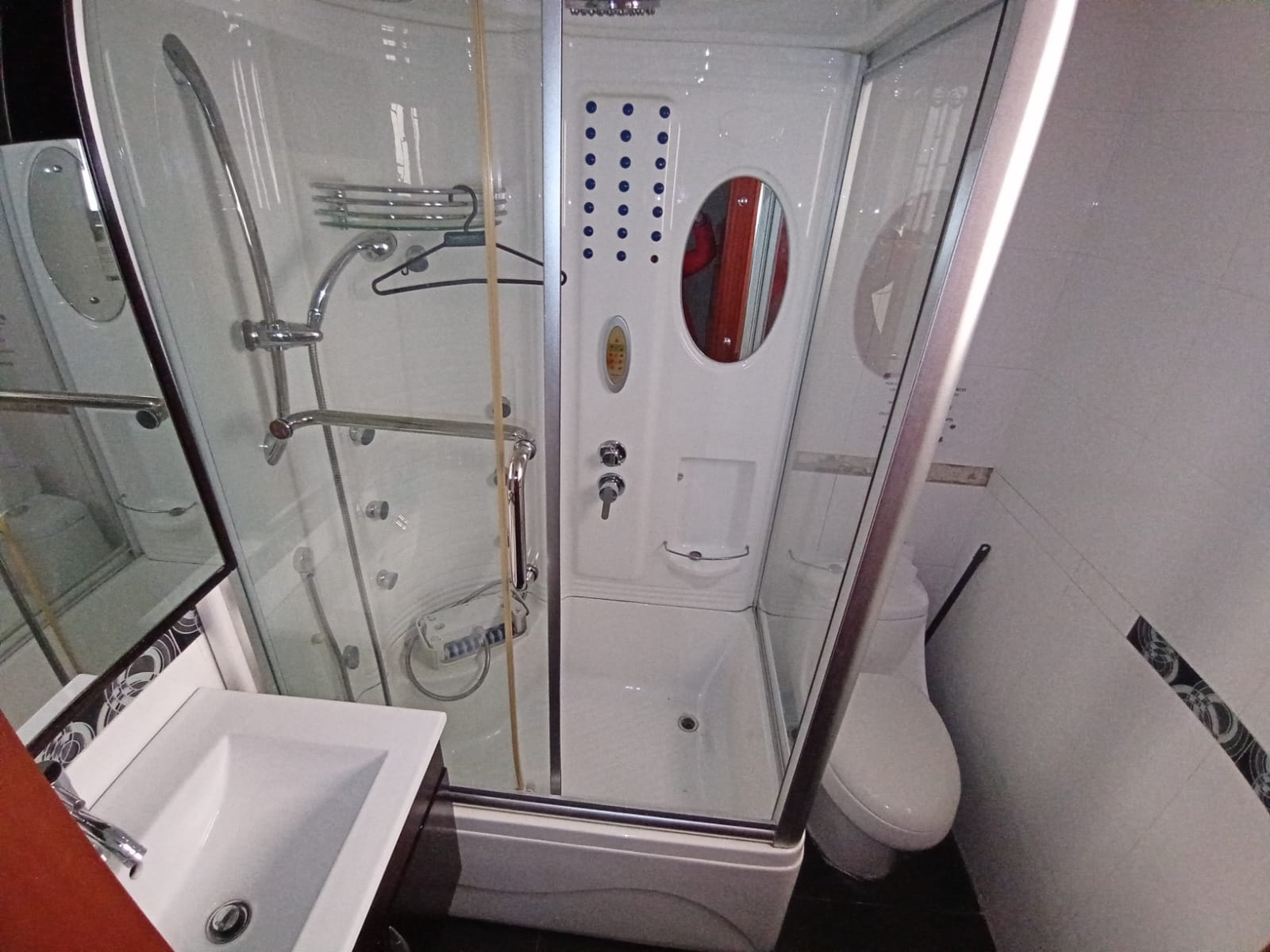 Casa de 6 alcobas en venta en Santa Barbara, Bogotá, 300 m² · foto 15 de 24