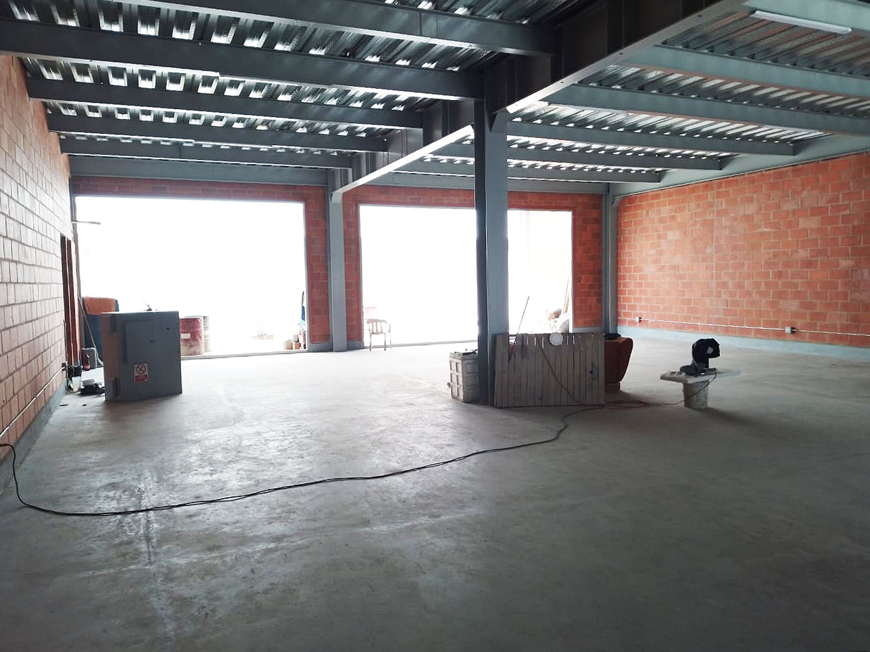 Local en arriendo en Simon Bolivar, Medellín, 580 m² · foto 6 de 11