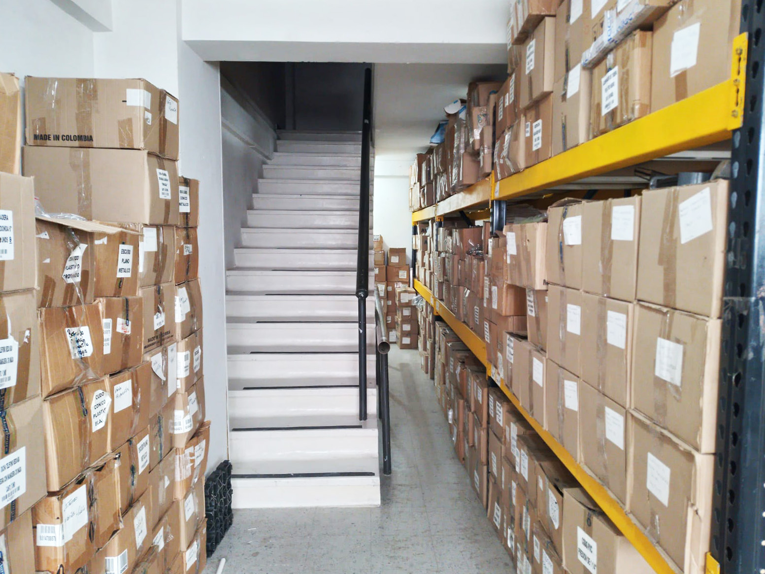 Bodega en arriendo en Cristo Rey, Medellín, 280 m² · foto 4 de 13